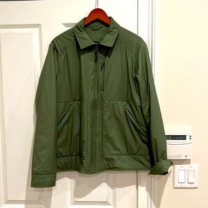 Vineyard Vines On-The-Go Packable Jacket, NWOT, Medium